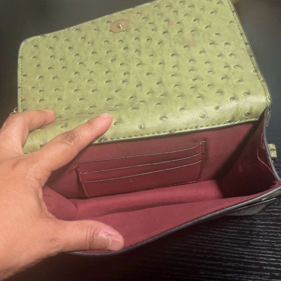 Green Chain Strap Women Bag - Picture 3 of 3